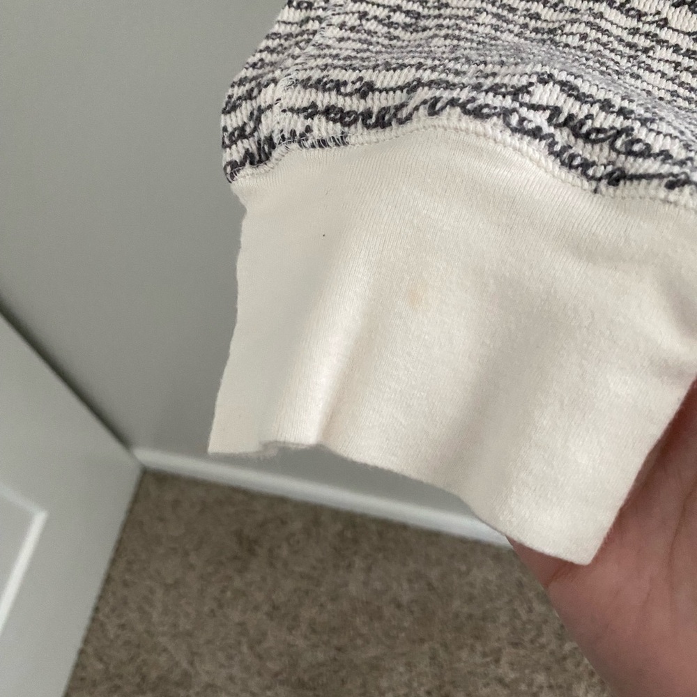 Women’s Victoria’s Secret White Cursive Logo Pattern Thermal Pajama Set Size S - Picture 11 of 11